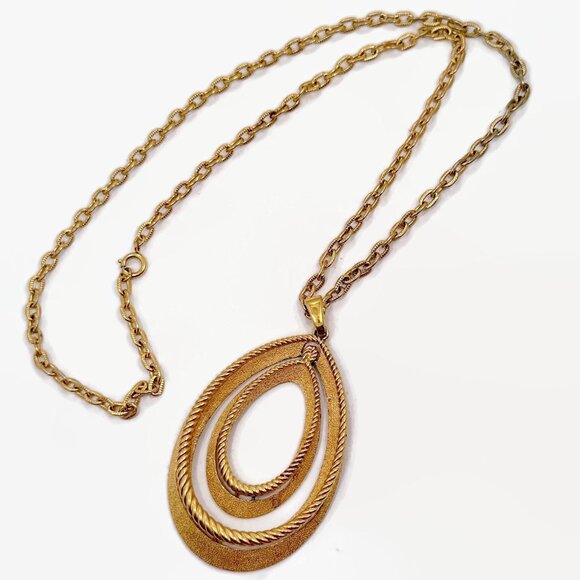 Crown Trifari Necklace, Statement, Big Pendant, Gold Tone, Signed, 70s, Vintage - Picture 1 of 3